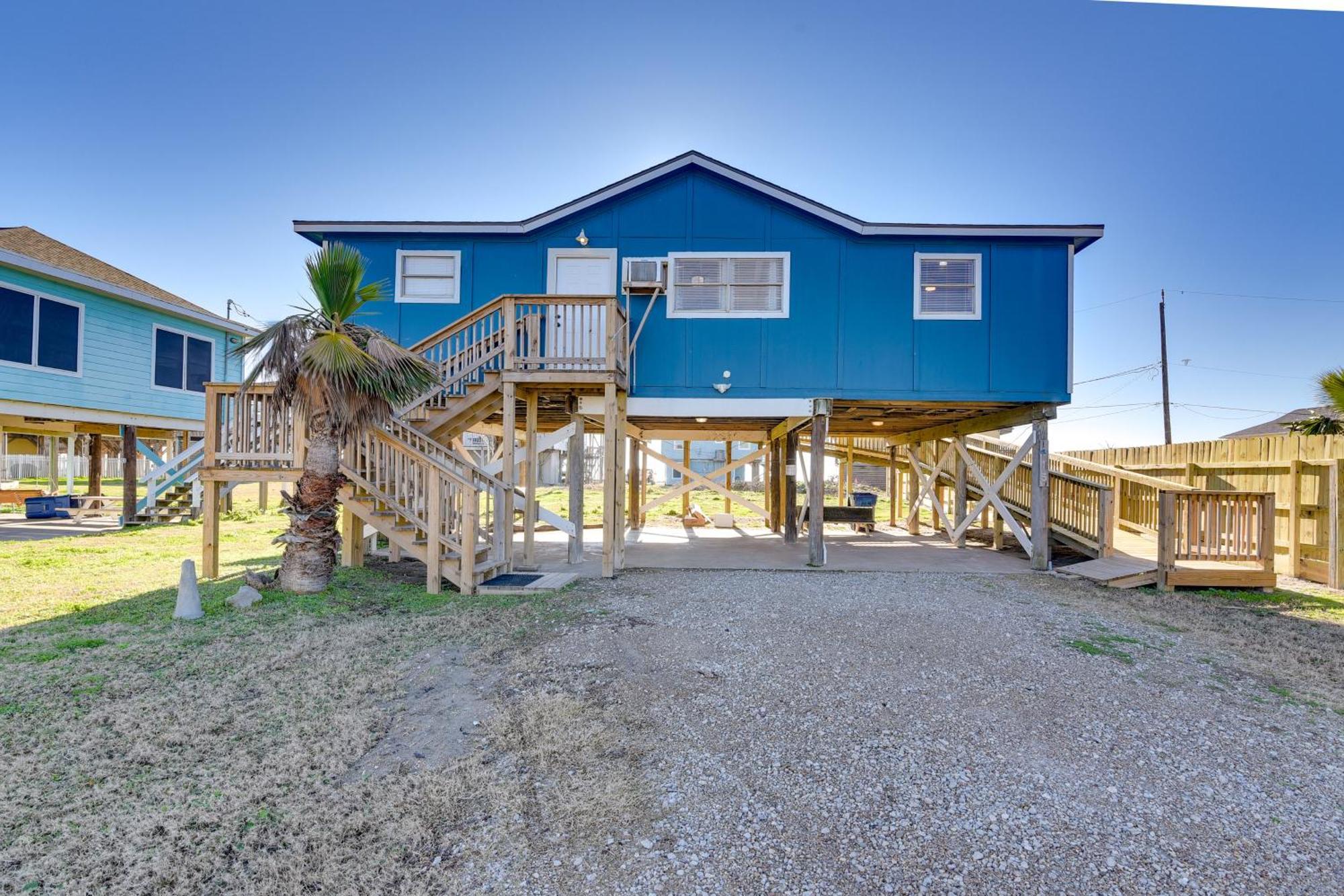 Second-Row Surfside Beach House Newly Renovated! 外观 照片
