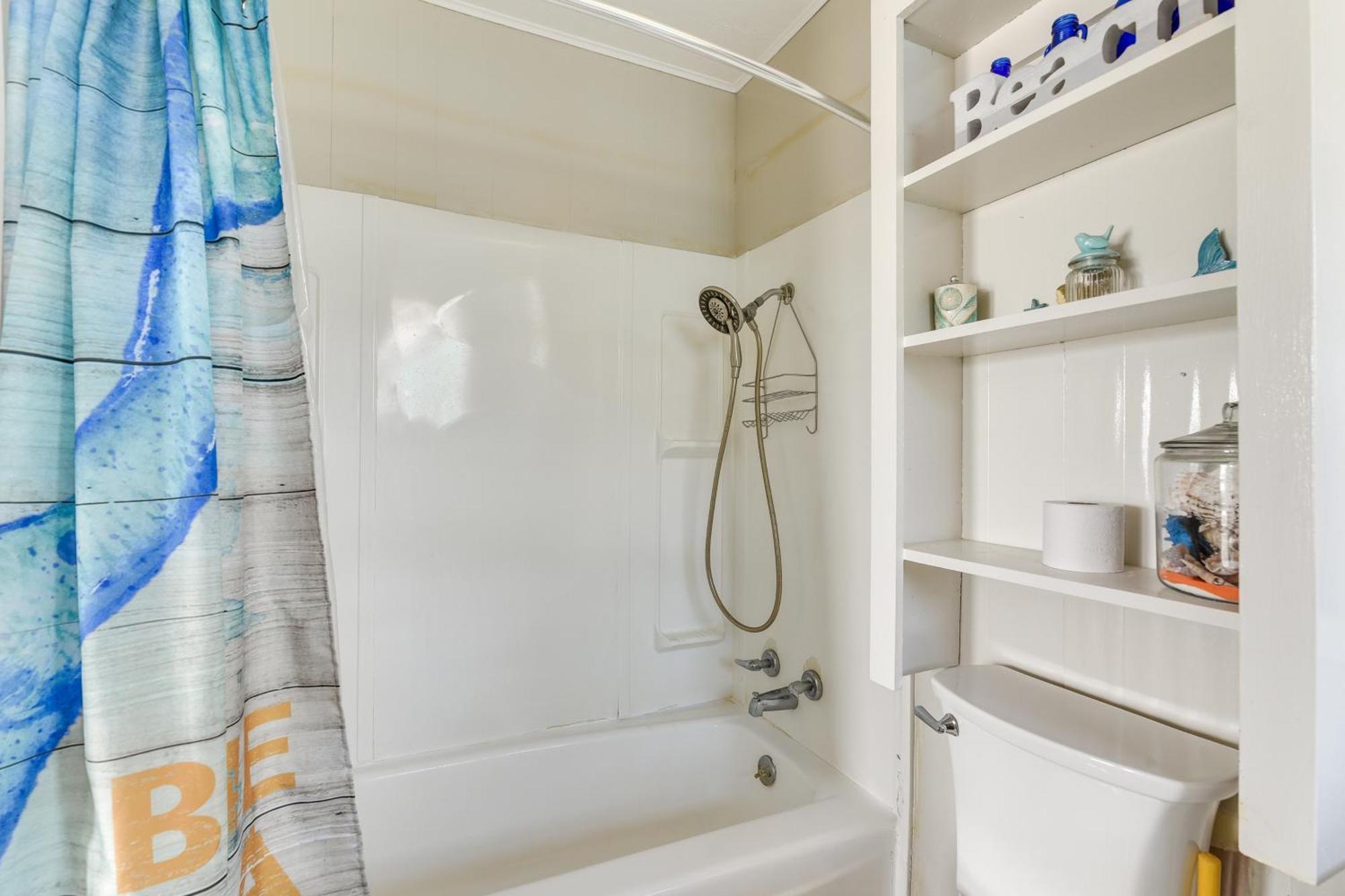 Second-Row Surfside Beach House Newly Renovated! 外观 照片