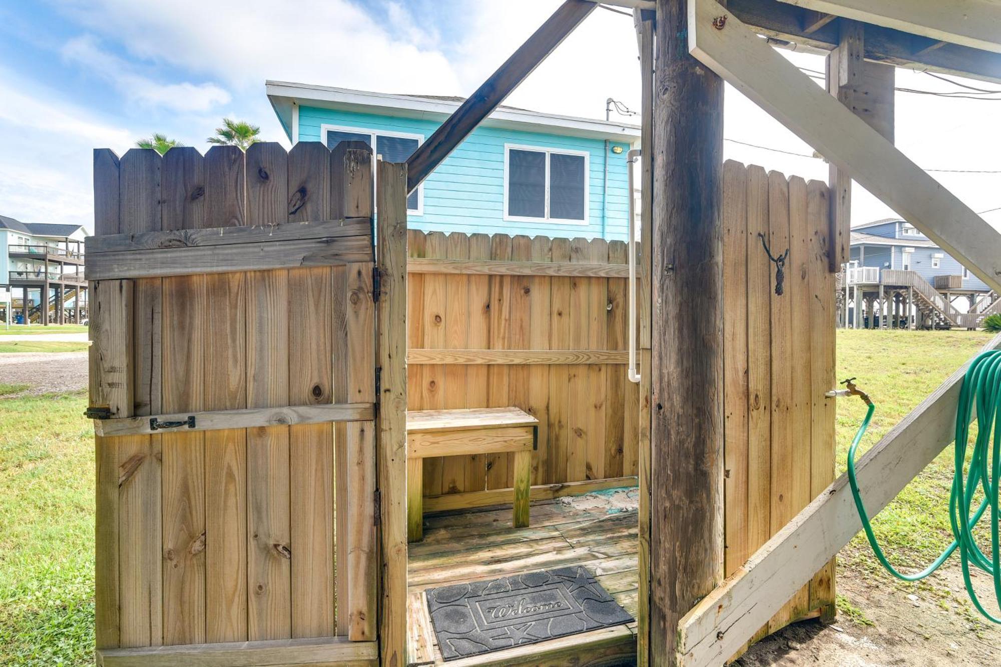 Second-Row Surfside Beach House Newly Renovated! 外观 照片